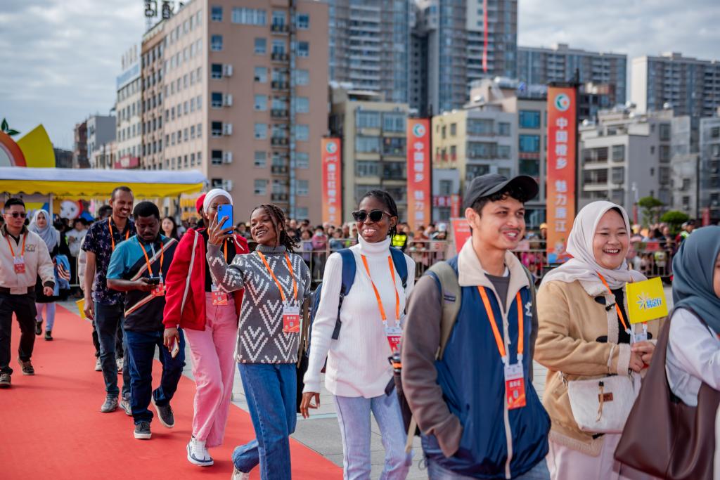 F3399847F40FA58F5BF15E958D2_5AA1E902_1BF54