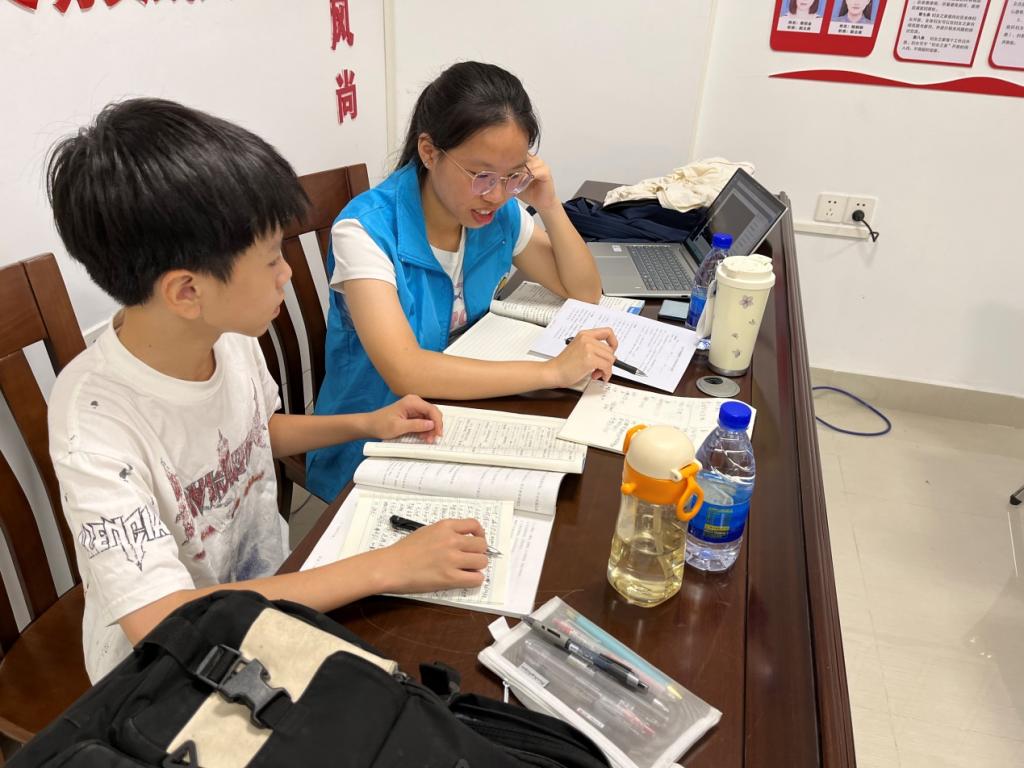 AD910103060EBDD61DDEAEECAF4_F640C5CE_181B1