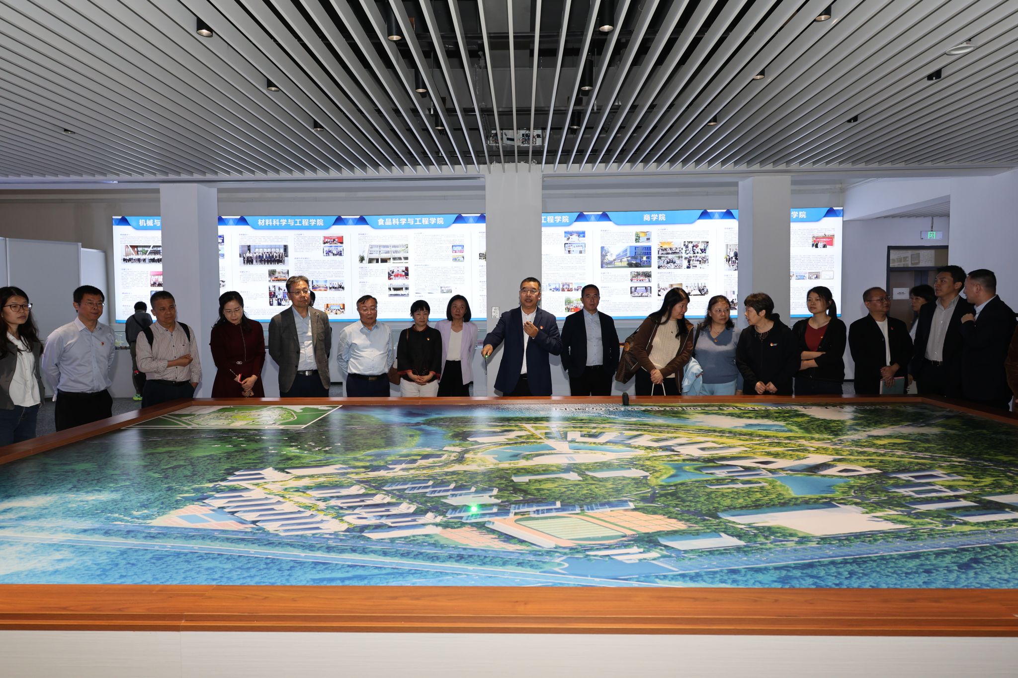 88400D2F44B11EA069075F8C9E7_01BC0E93_77C6B