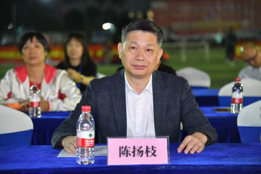 5CE41CB164F5AE0098E643DBCDC_FF37FA1C_773D7