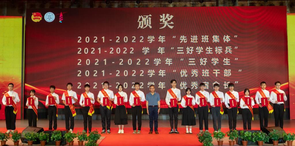 5E15983A2CD7E32AA8CA212C09C_A835E7E7_16F36 16F36