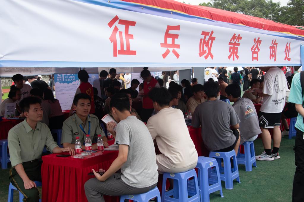 FB37FE517D7D6F3646FAF12C282_B406EA1D_1892A FB37FE517D7D6F3646FAF12C282_B406EA1D_1892A