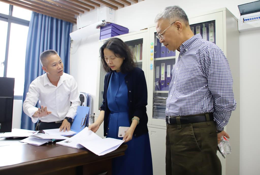 1801DDC64321990D03406FDD40B_3055EF7F_16236