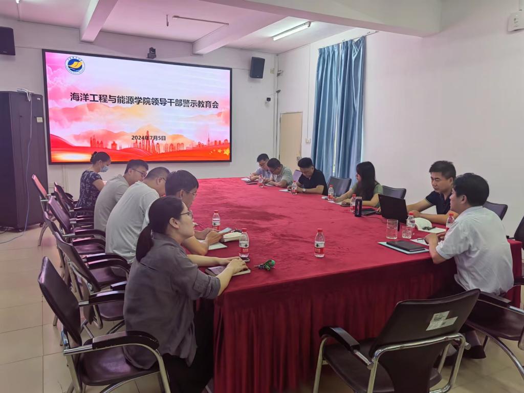 252632C0A455A47789C5CBCD68E_0337DCC4_153F2