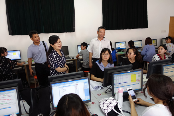 ���� 3�����������ൺ�Ƽ���ѧ����ѧԺʵ���ѧ.JPG