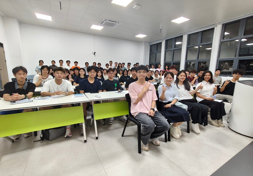 BEAD4D588BF940B90C39464B31A_BA592168_ED8D5