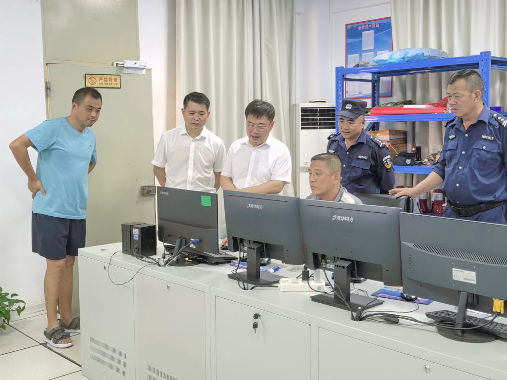 6B941C0286CE6FD8C95AC35D11E_7FA3C843_15FCE