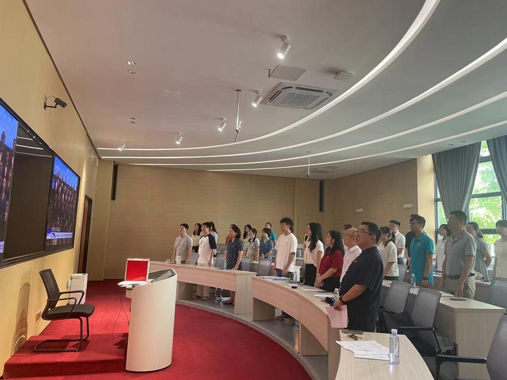 E863999D957D3E10CF01B8E7CDC_D111A6A6_16079