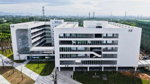 E719E4A2A2586F66EA2E8959726_BE2FEB87_4AC01