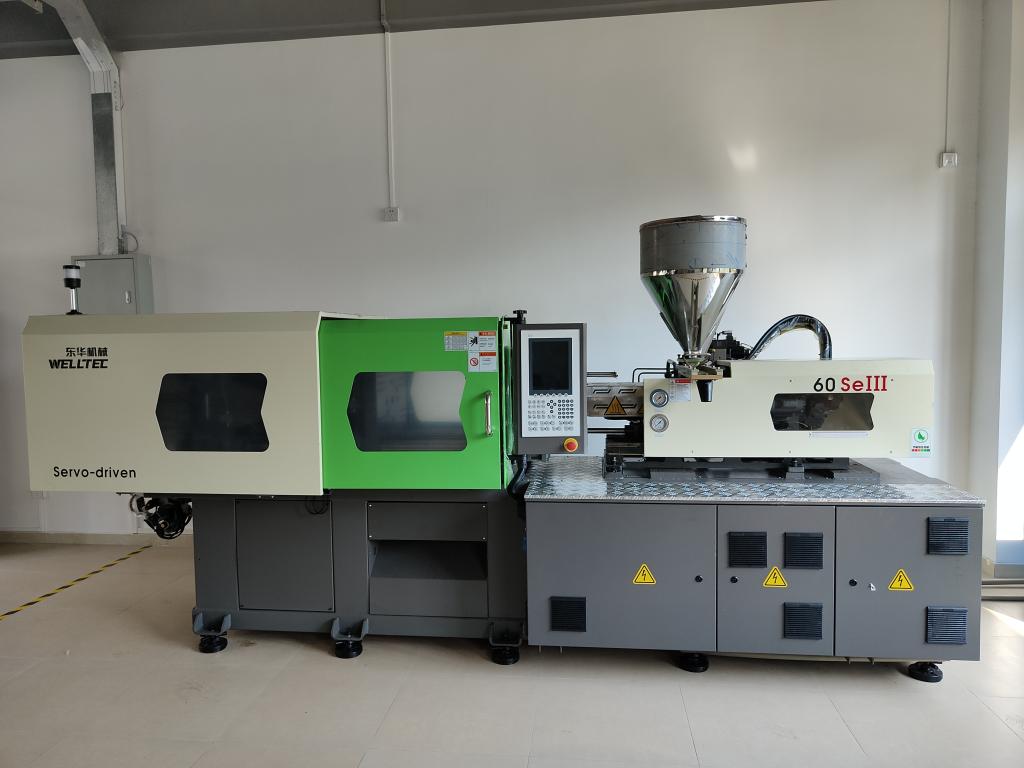 D1BA8914498C63FF79E2A9EBDE7_3F6CA5C5_F540