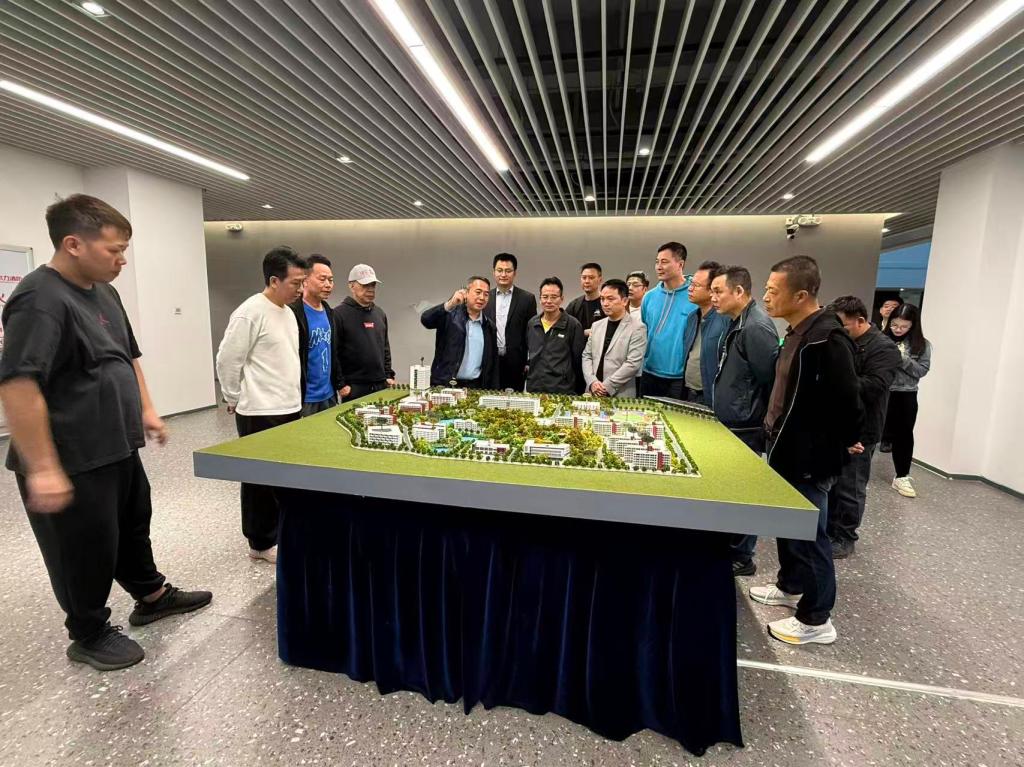 C5C4D7444AB27824F4149A68988_F49D7467_242C2