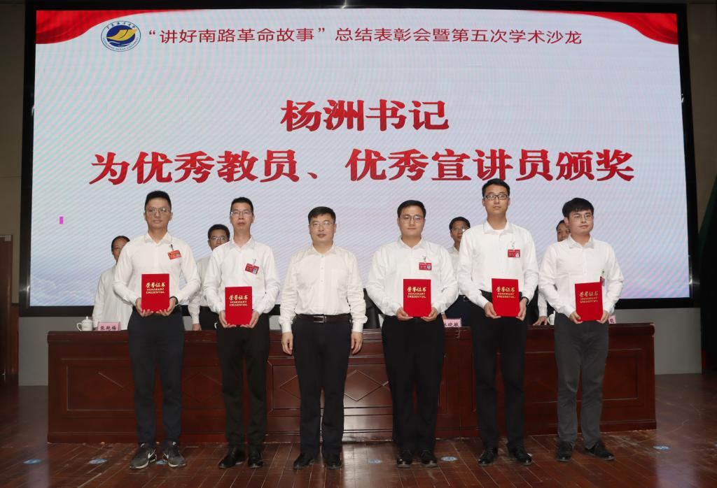 362CCA644777F6D6EC362C9A210_EAB44D23_1642C