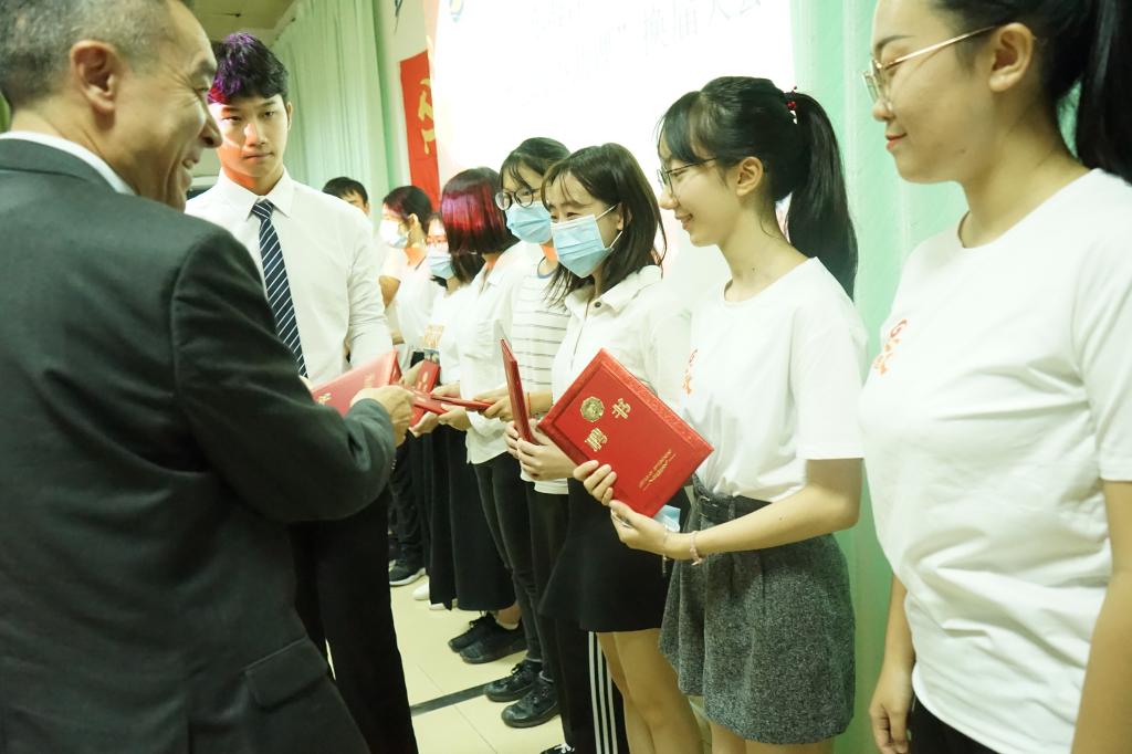 0033C70BD19DB480B153C6033A1_53561624_1338F