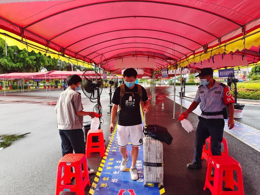 9F4C39FBABDB192A3EF199DBF0D_D9542C5A_2B9F8