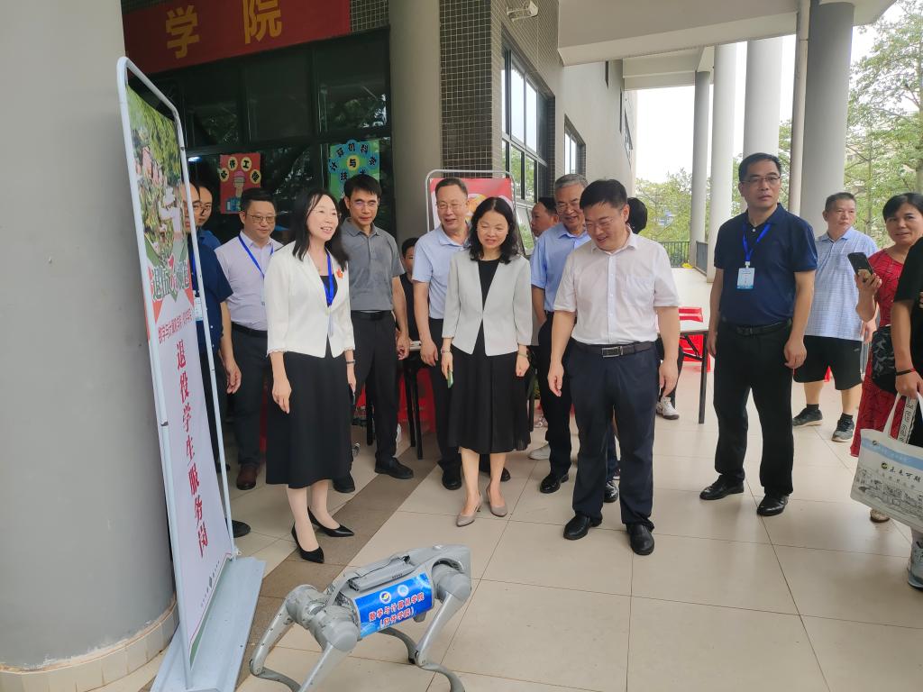 69E02B6C7AF923BE60F1689AE61_1A28A6DD_19514