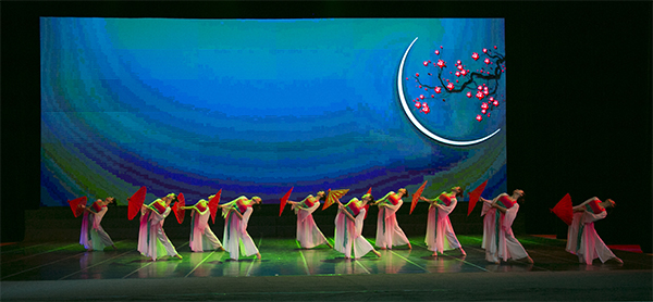 1513558801106073.jpg ȺÎè¡¶´Ç¶¬Å¯Èë´º¡·.jpg