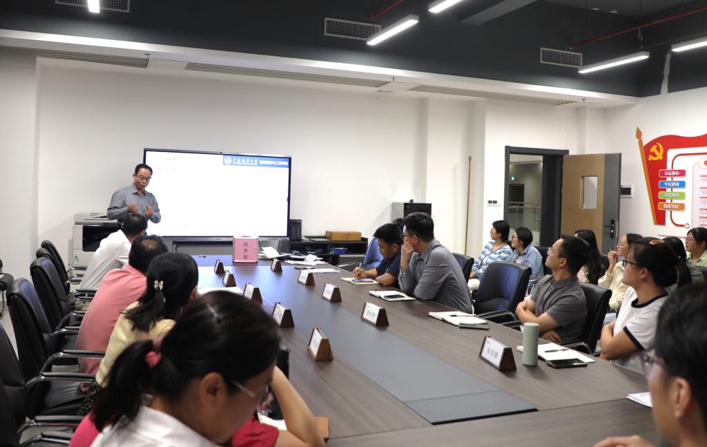 78960153CC9B900AD128EAFB4B9_12E7DDFB_12C18