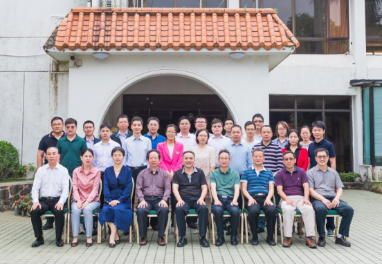 5961C131ABA85520C85CC8BBA4C_8D5BA0C1_CE5F8