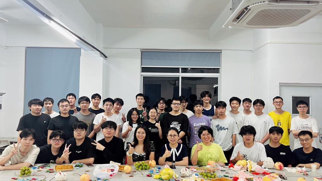 6C2E5A152622A9F37737B9EF105_800E71A1_16428