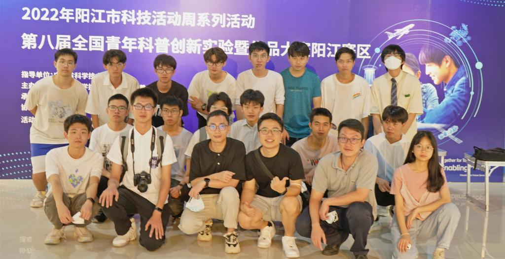 0AAAE056AD11EF688963281F7B4_7ABC930A_154E3