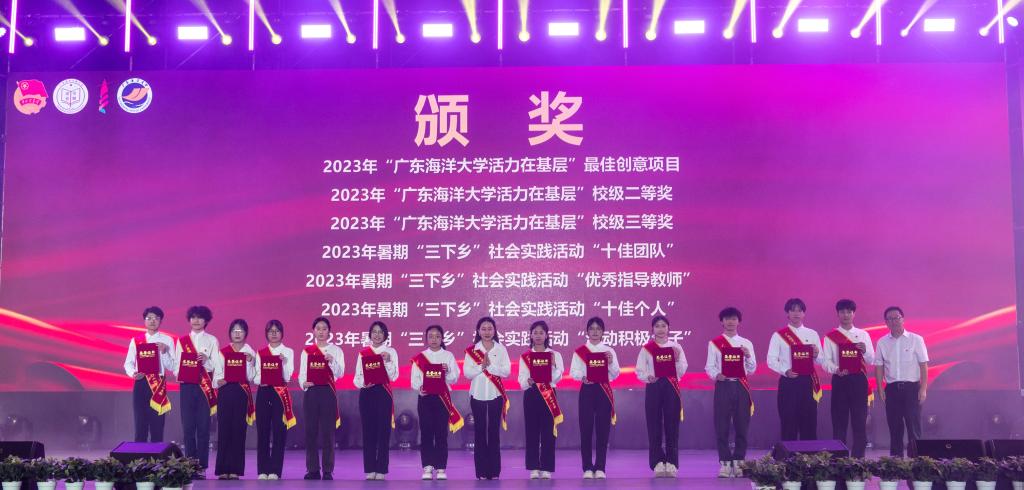 13330DAE6DA9D3CFB3301E7DE74_ED7B765F_12A62 12A62