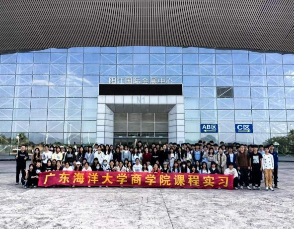 8DBBEB47179B90572A59618BF87_504AA1F2_700EA