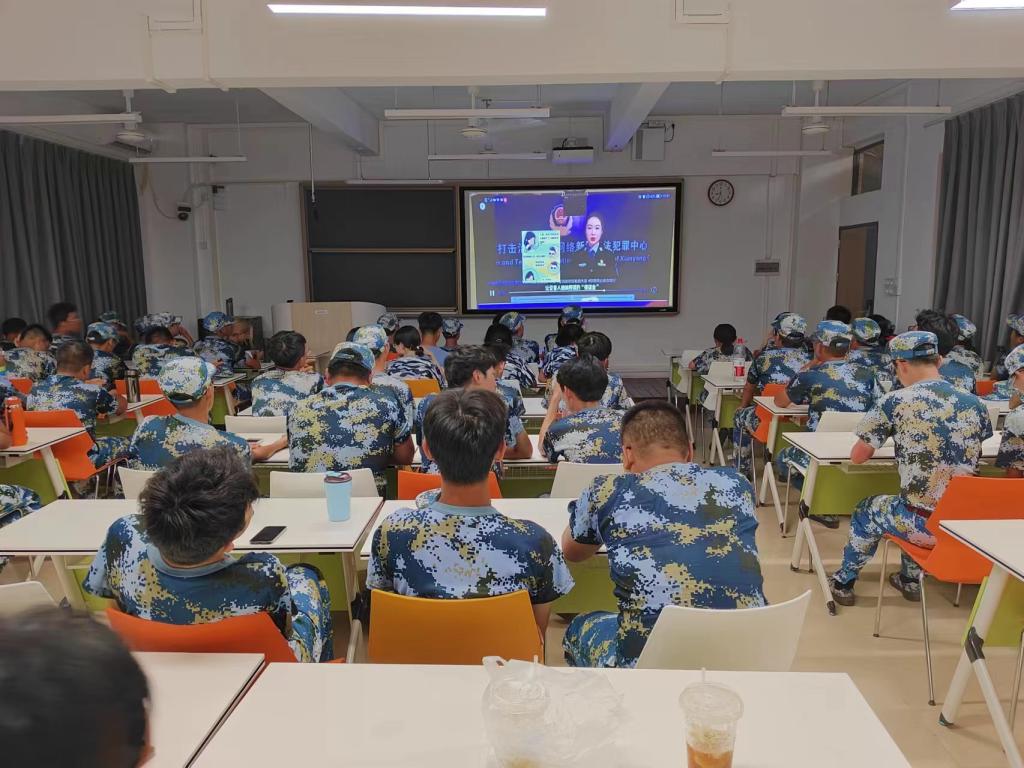 A861B5B54FB963910BF1ABBA8E8_C2EA8D4C_1C6C6