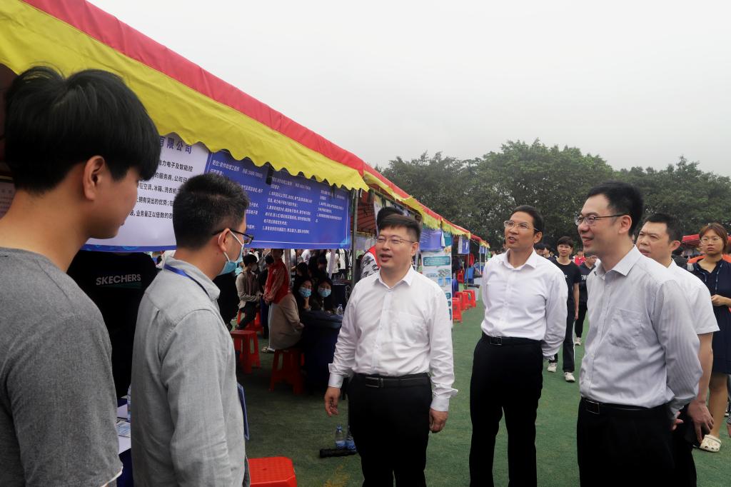 A0773D69D6E3A9B47F1E2195846_DE18C67C_15AC4 A0773D69D6E3A9B47F1E2195846_DE18C67C_15AC4