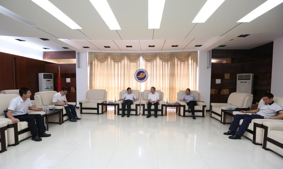 CE18A45FB1D005D2BEA7F28BB64_D11396B8_141F6