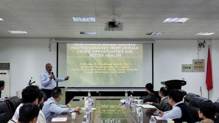 EBCABACA6C754A396AF5FEA56DC_D2F0FBD4_A677