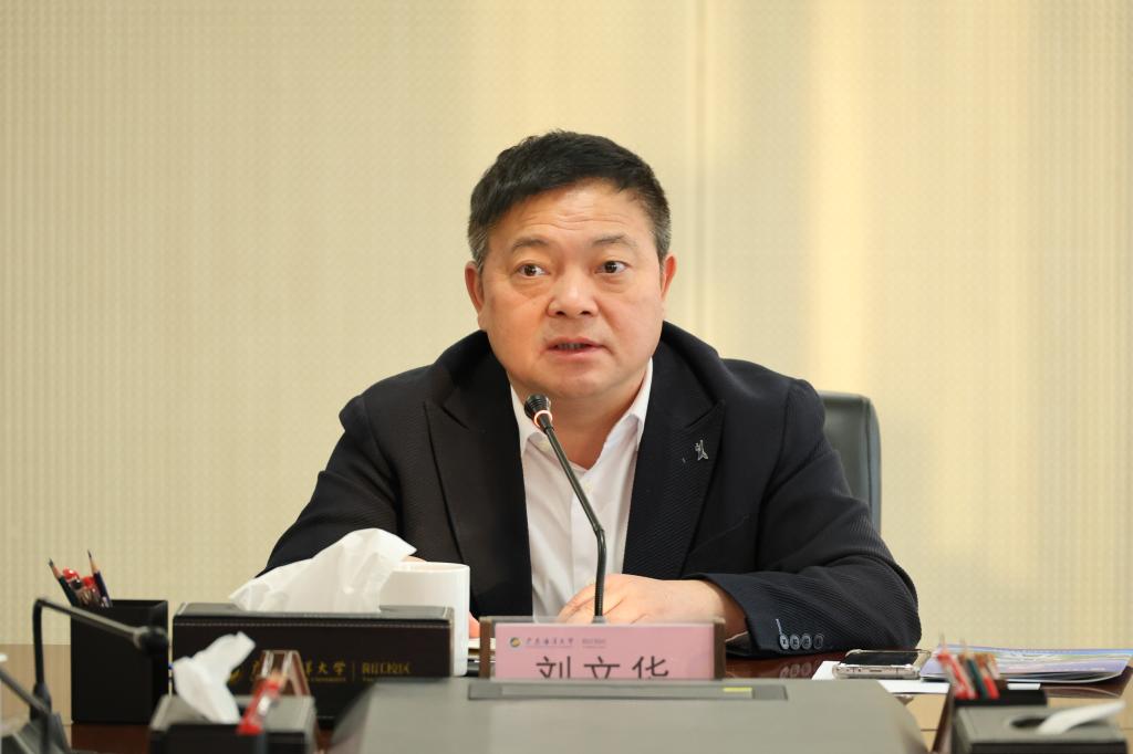 7F5A9ECBAD3BFF377D677B52DBD_2D35F3C8_DAE9