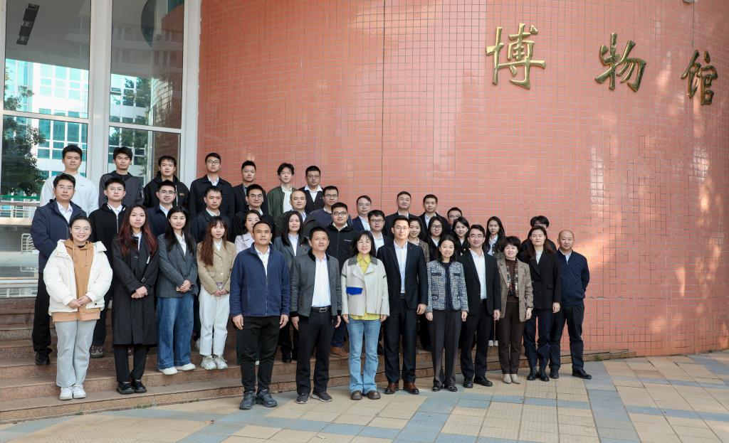 A2574ABB09611165ADB1A1EF168_64F0A21D_1B2CA