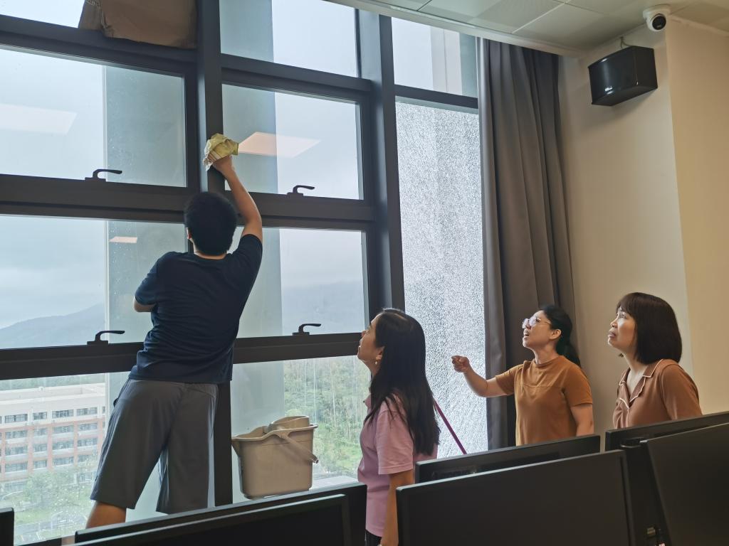 F20BA8E129500E43369B5DC7833_7C179461_14052