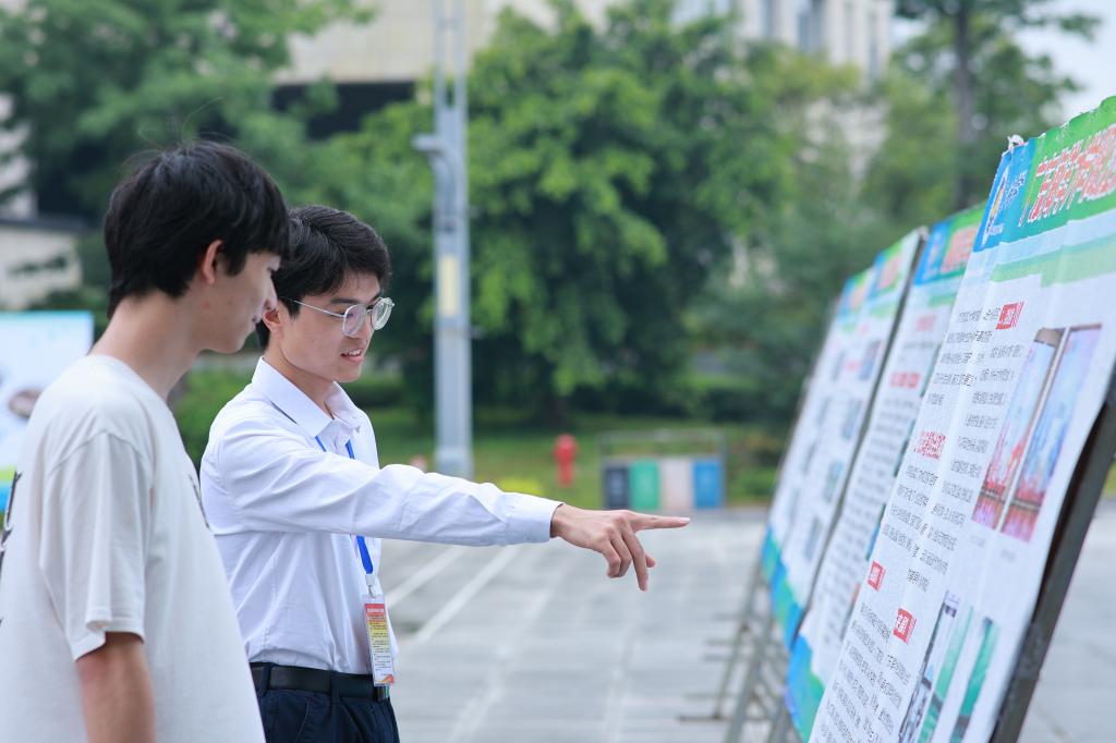 FEB46C3398965DEDC6C8F3B341A_2FFE449C_12198 FEB46C3398965DEDC6C8F3B341A_2FFE449C_12198